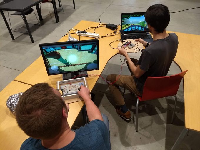 How to Teach Game Mechanics Through Environmental Clues How to Teach Game Mechanics Through Environmental Clues